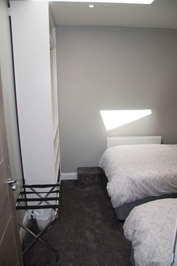 The Square Guest Apartment Stewartstown Экстерьер фото