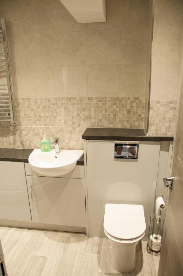 The Square Guest Apartment Stewartstown Экстерьер фото